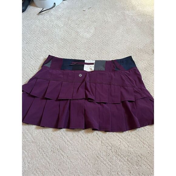 Lululemon Run:Pace Setter Skirt - Picture 4 of 6